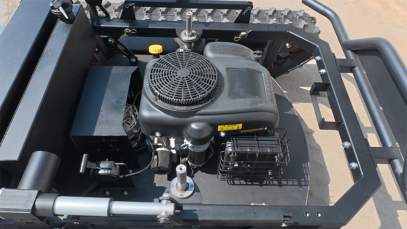 Automatischer Rasenmäher.jpg Automatischer Rasenmäher.jpg