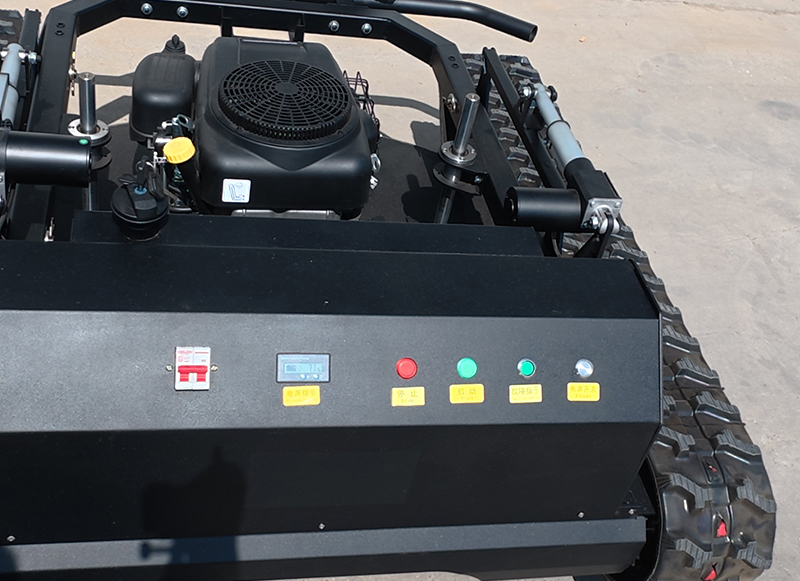 Automatischer Rasenmäher.jpg Automatischer Rasenmäher.jpg