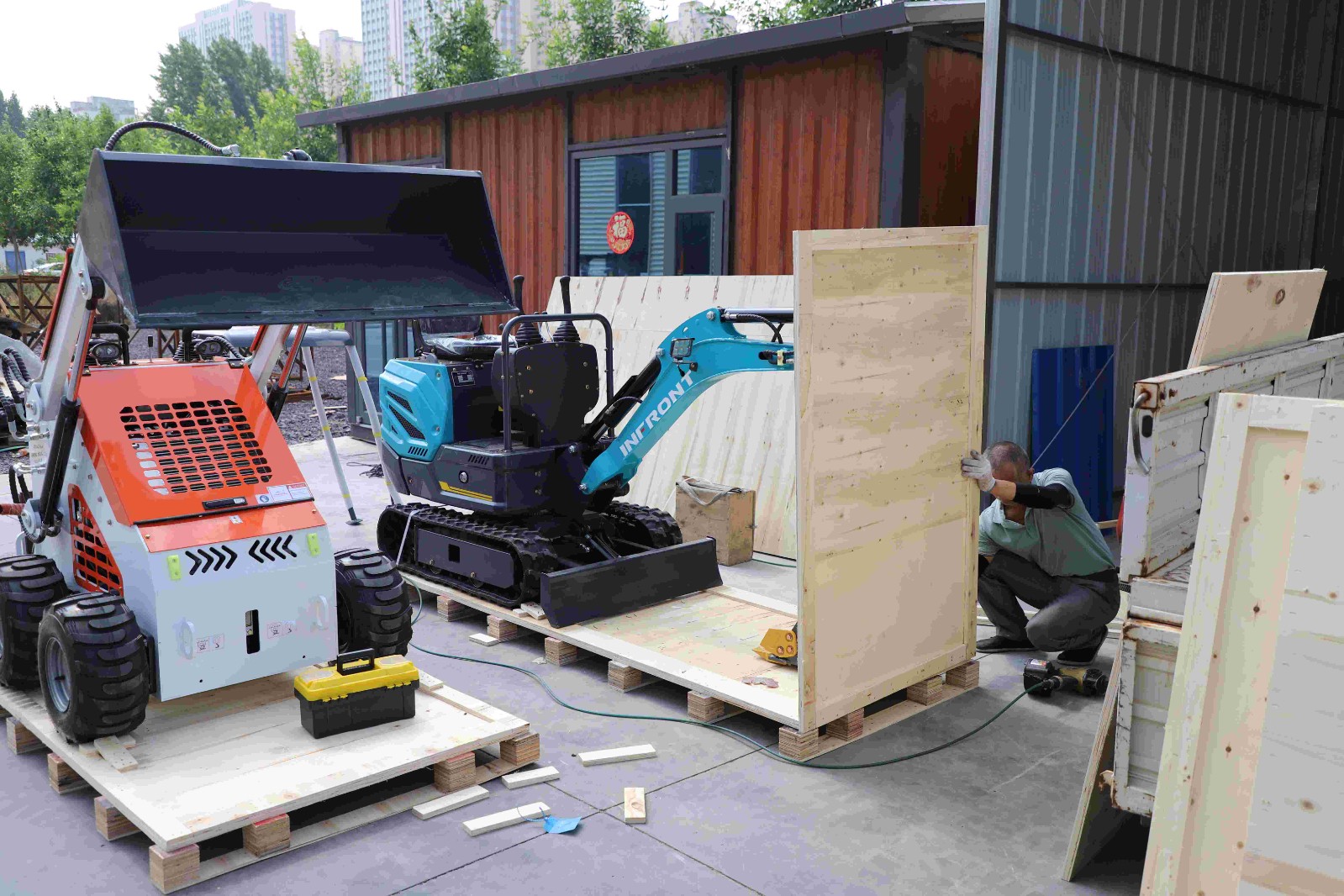 184 Einheiten Mini-Bagger erfolgreich versandt 184 Einheiten Mini-Bagger erfolgreich versandt